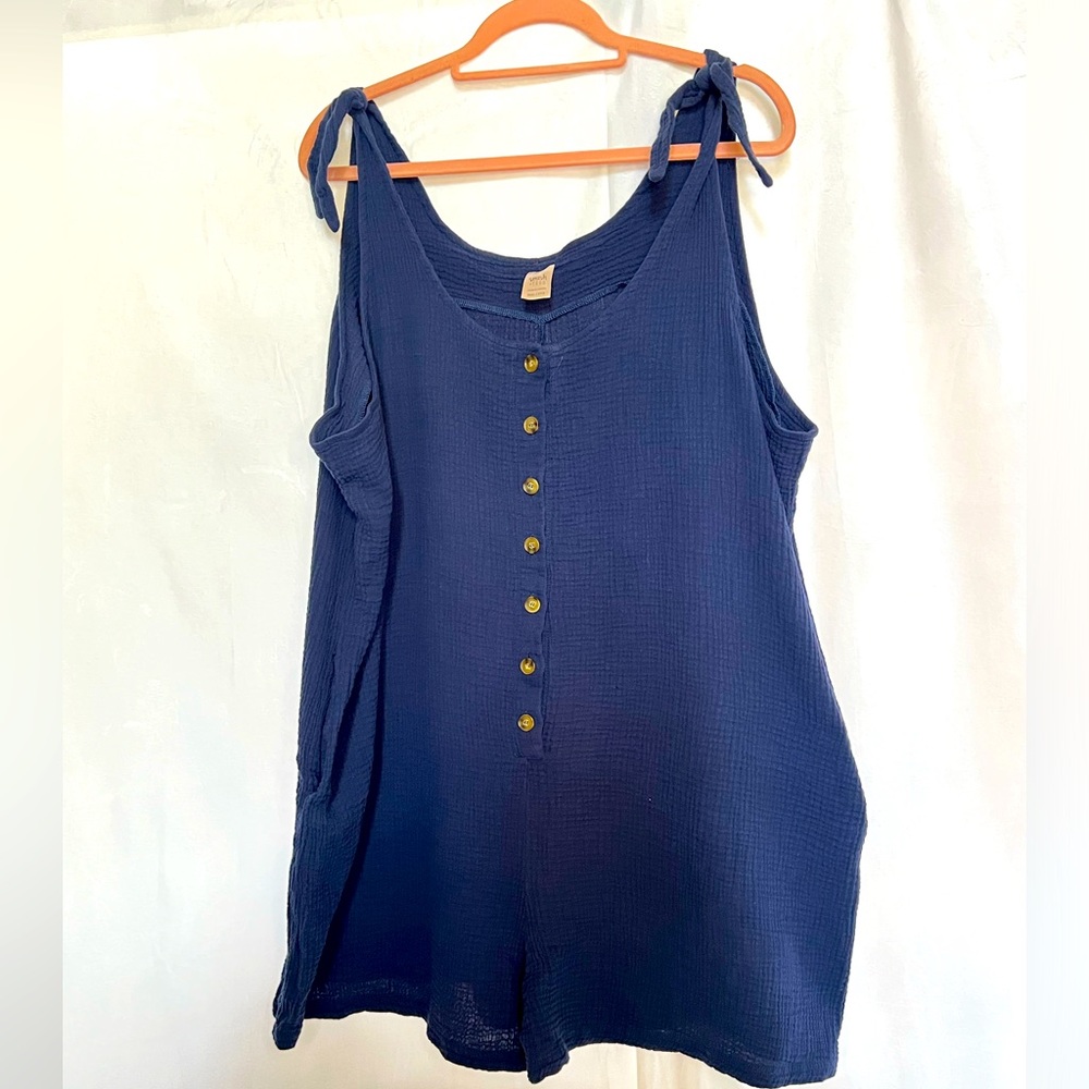 Smash + Tess Tie shoulder romper xxxl